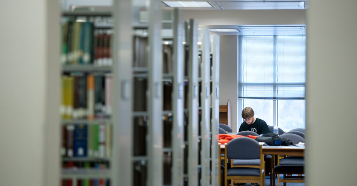 20101103-McConnell_Study_017