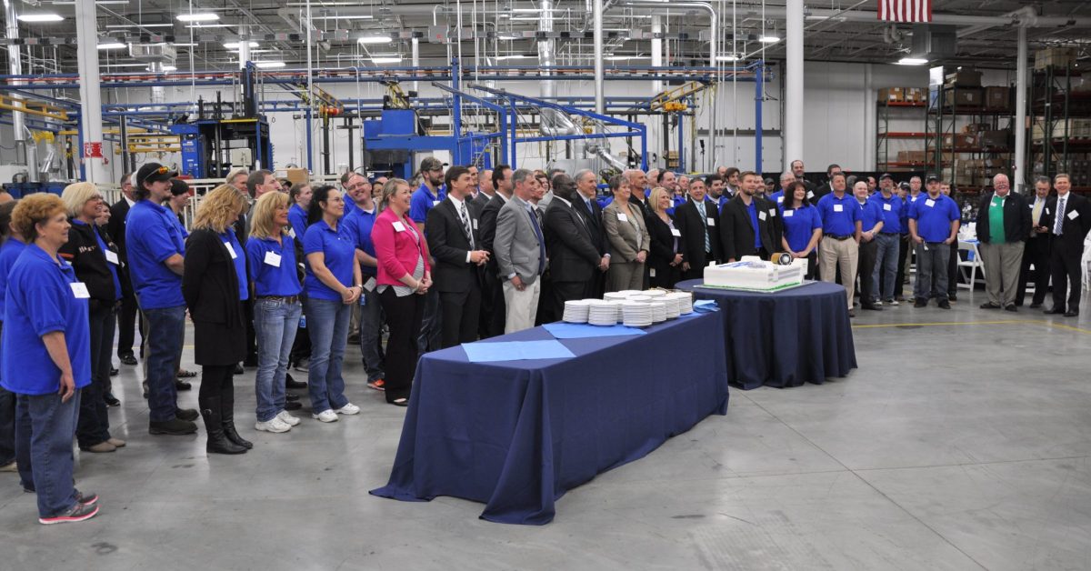 Business Announcements Inmotion Ribbon Cutting